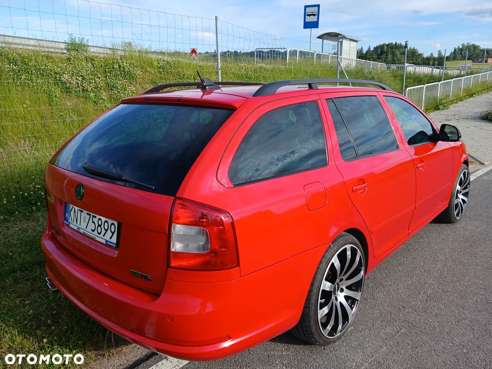 Skoda Octavia 2.0 TDI DPF RS DSG - 10