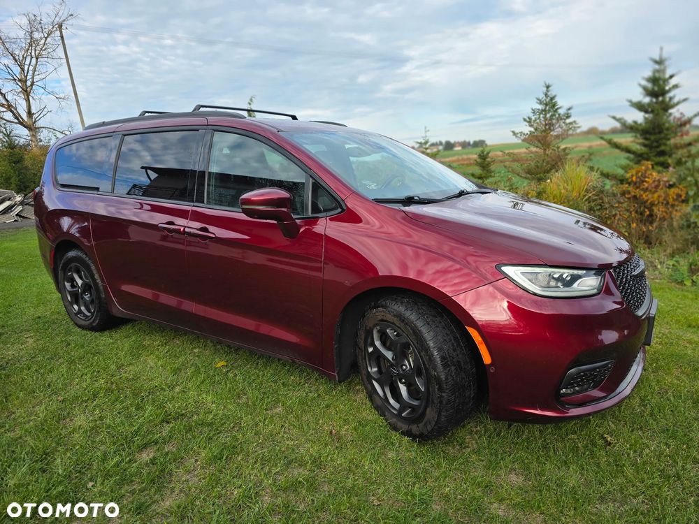 Chrysler Pacifica - 14