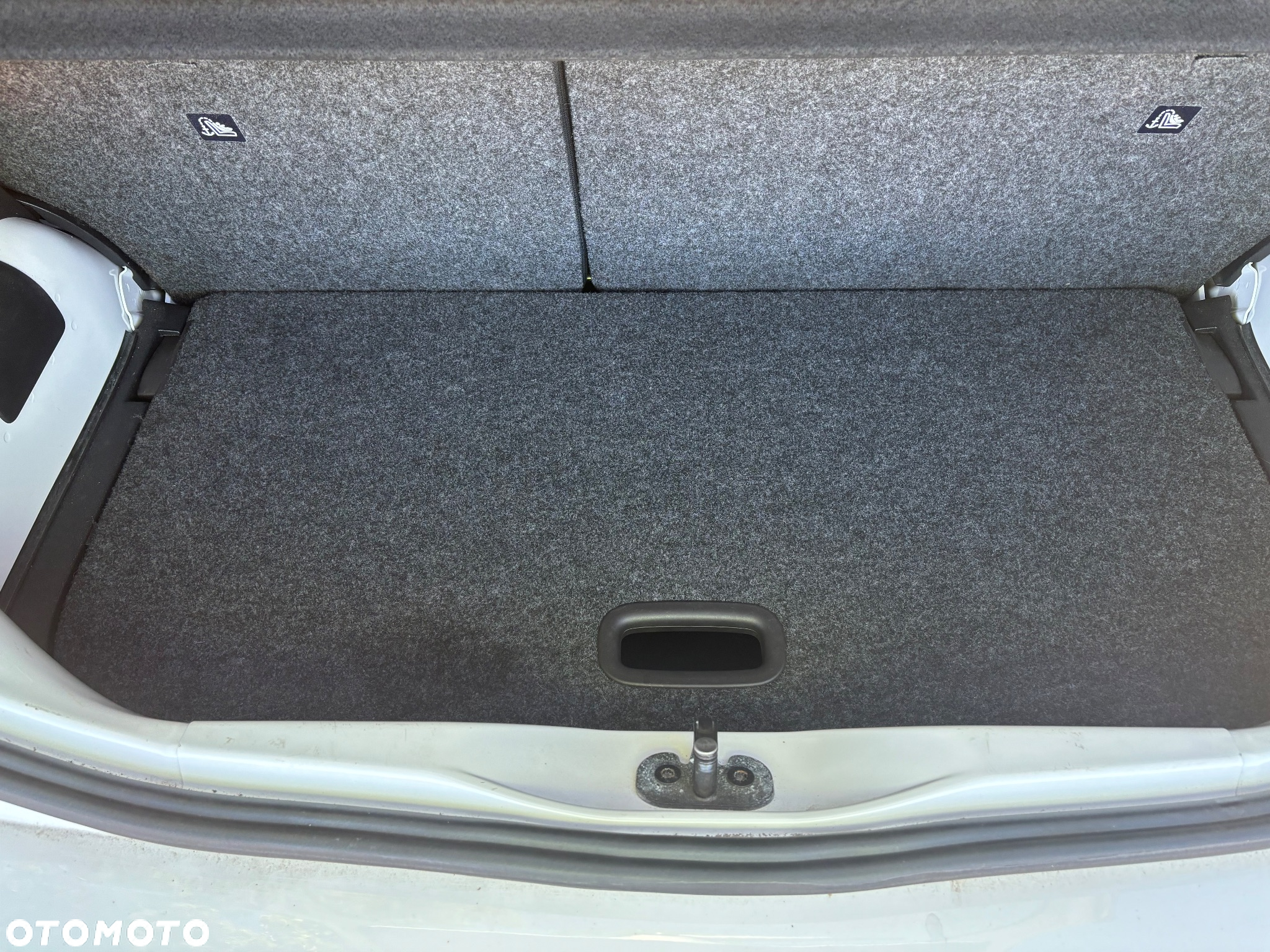 Volkswagen up! - 9