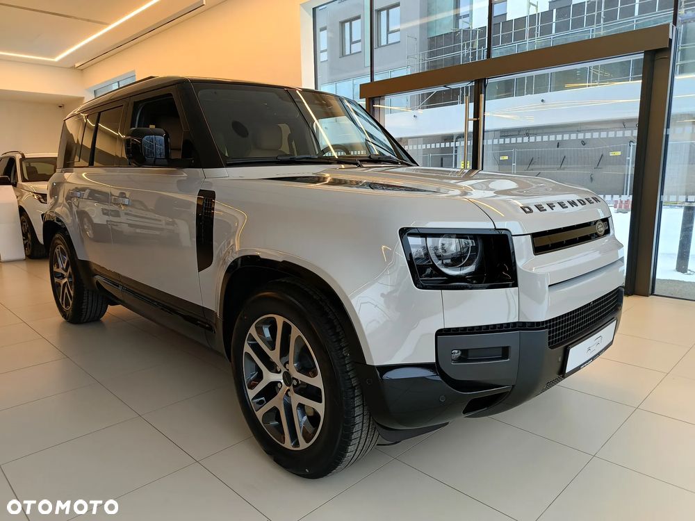 Land Rover Defender - 3