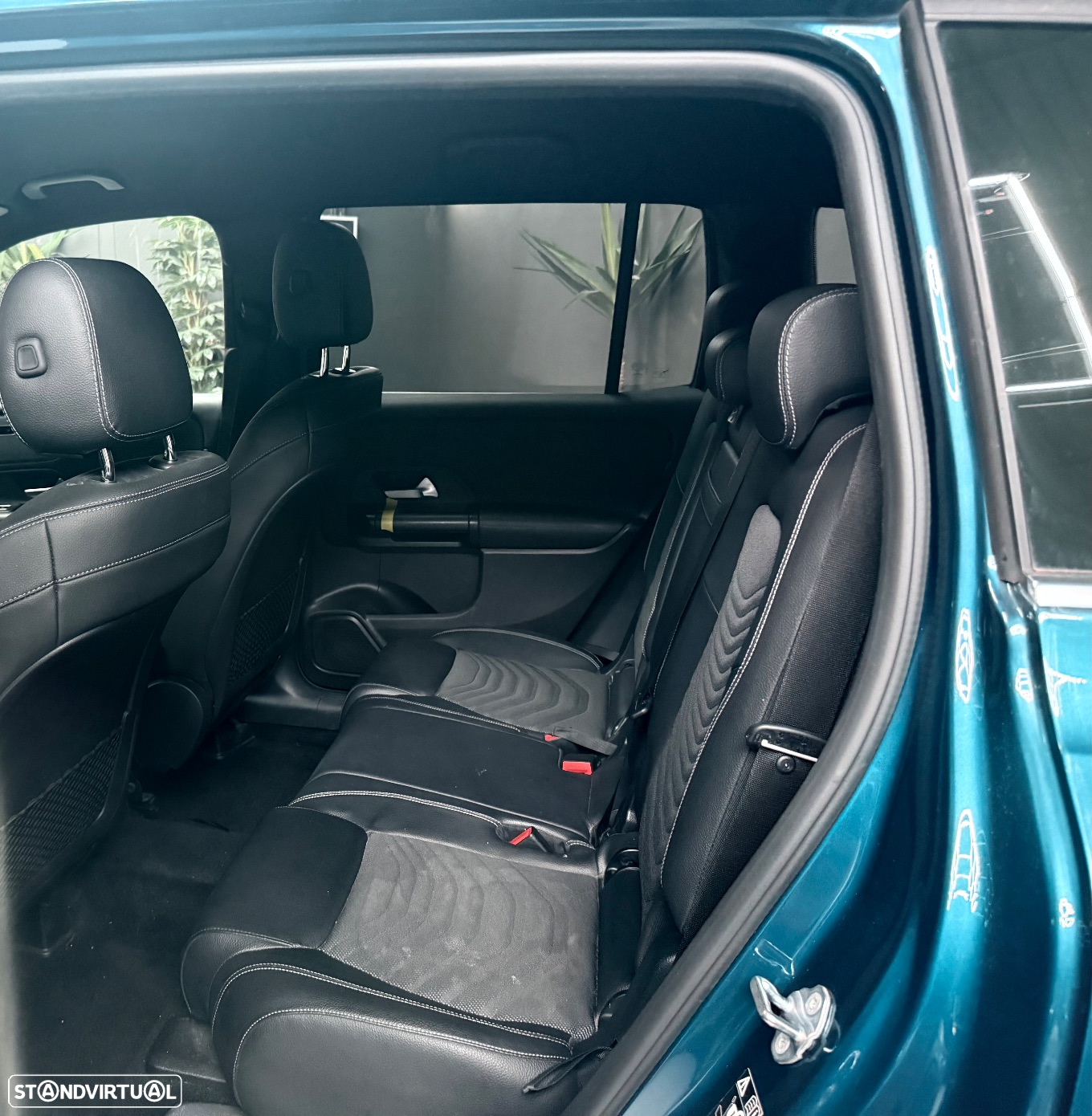 Mercedes-Benz GLB 200 d 4Matic 8G-DCT EDITION 2022 - 11