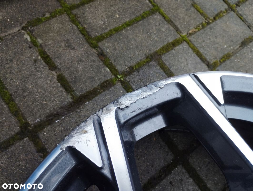 Felga BMW X1 F48 X2 F39 7,5J 18 ET51 6883002 - 4