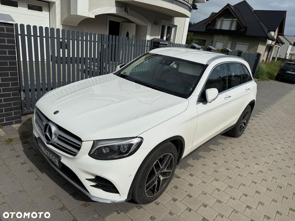 Mercedes-Benz GLC - 1