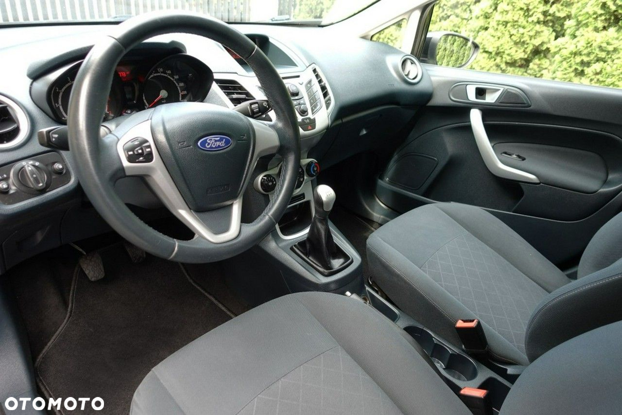 Ford Fiesta - 13