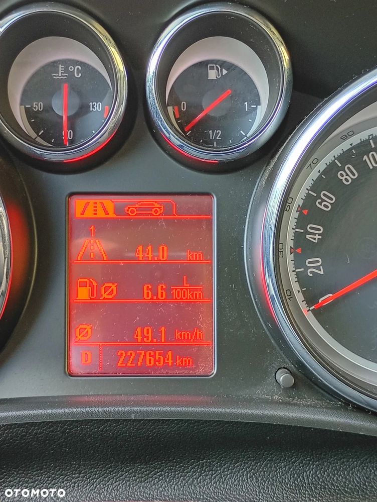 Opel Astra 1.6 Enjoy EU6 - 11