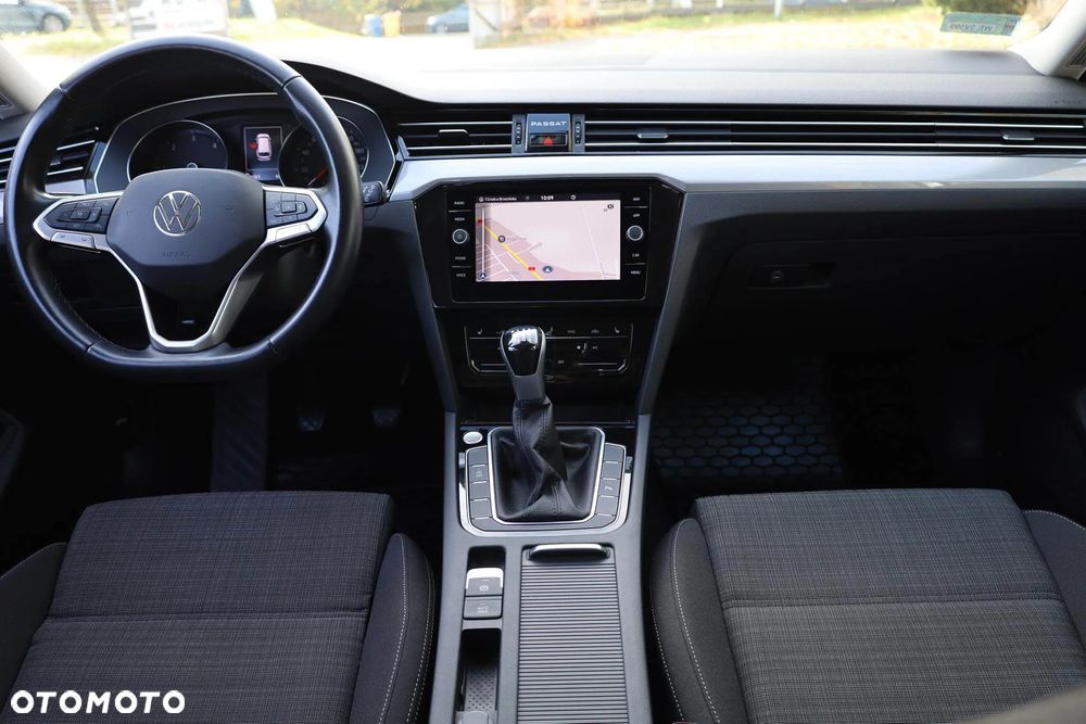 Volkswagen Passat 2.0 TDI EVO Business - 11