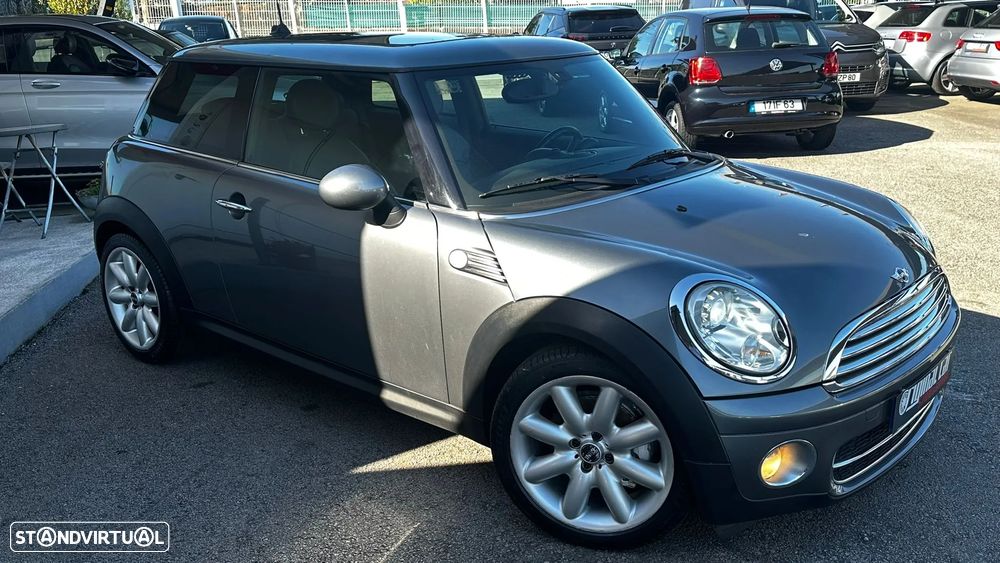 MINI 3 Portas Cooper D - 2