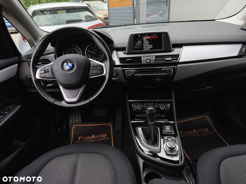 BMW Seria 2 218d Sport-Aut Advantage - 26