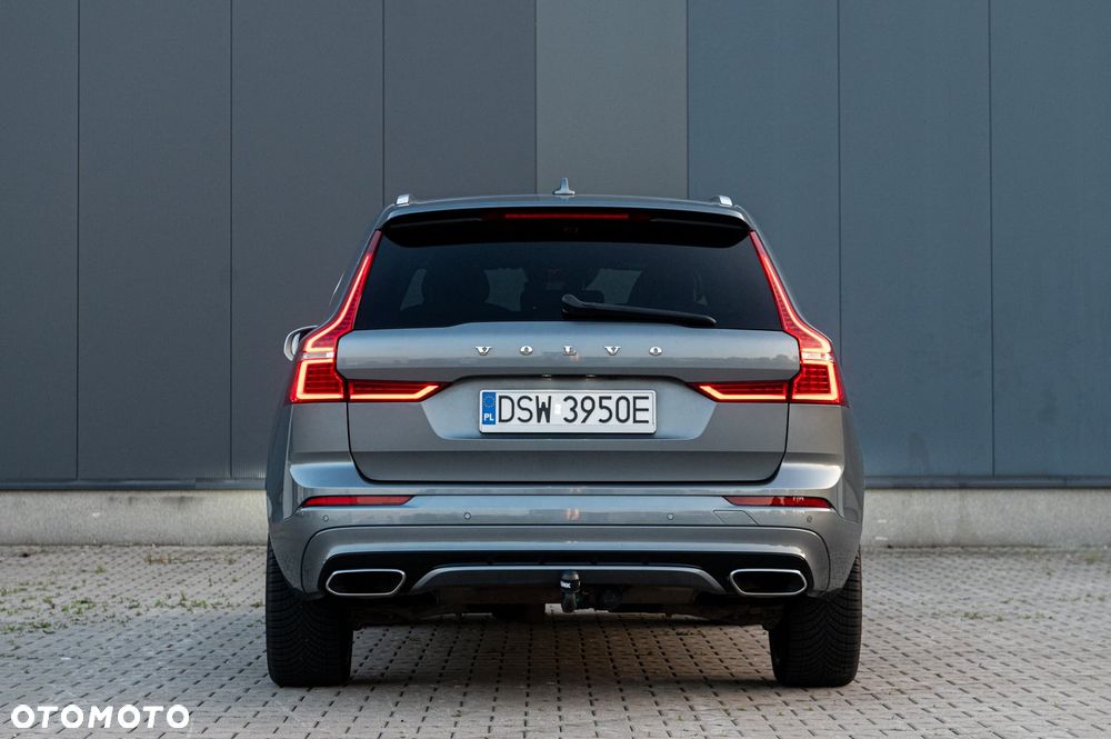 Volvo XC 60 D5 AWD Geartronic RDesign - 21