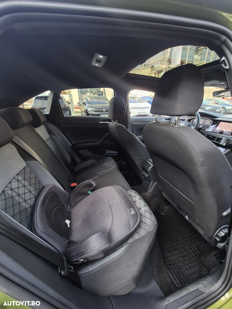 Volkswagen Taigo 1.5 TSI DSG R-Line - 10