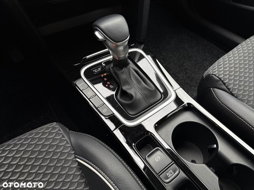 Kia Ceed 1.5 T-GDI L DCT - 17