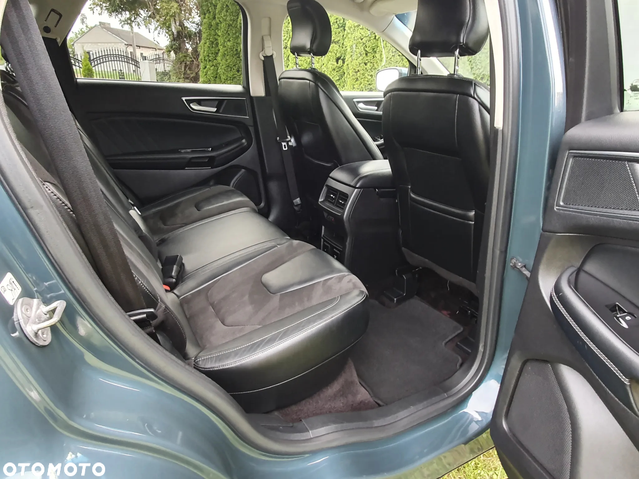 Ford Edge 2.0 TDCi Twin-Turbo 4WD Titanium - 24