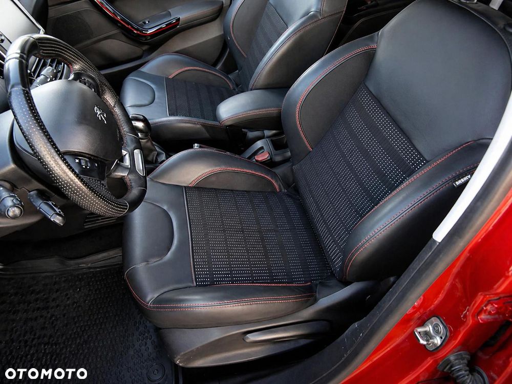 Peugeot 208 BlueHDi 100 GT Pack - 7