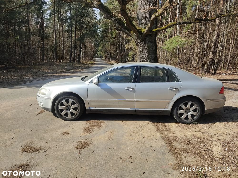 Volkswagen Phaeton 4.2 V8 4MOTION Automatik (5 Sitzer) - 5