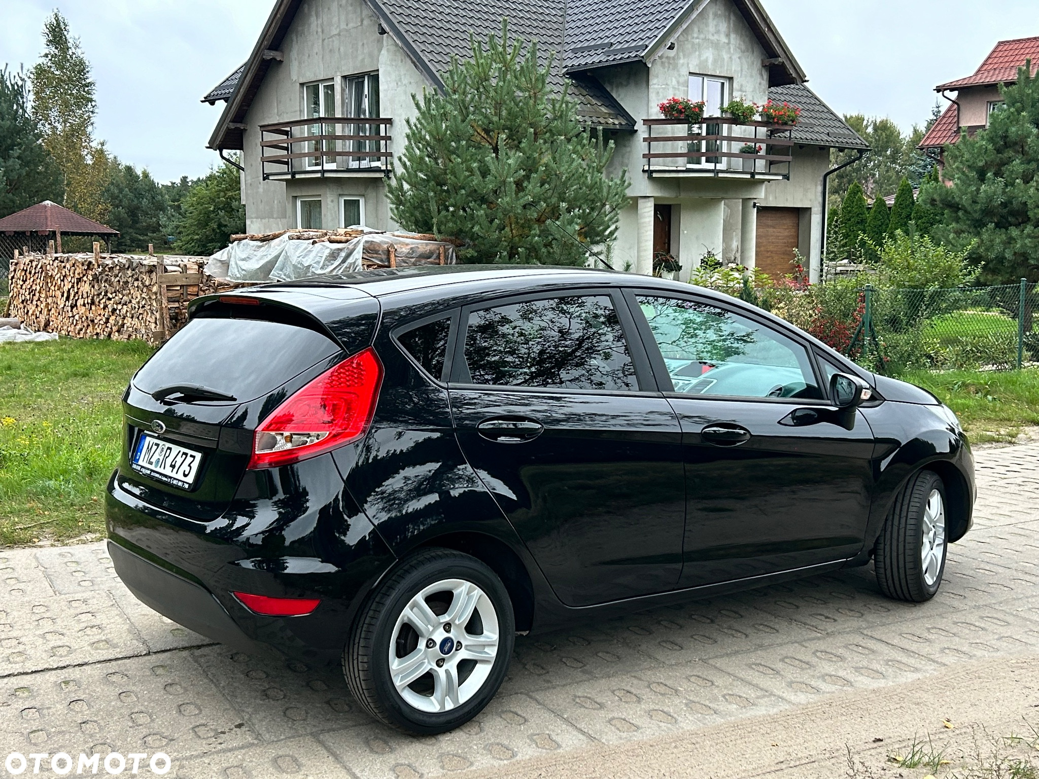 Ford Fiesta 1.25 Platinium X - 4