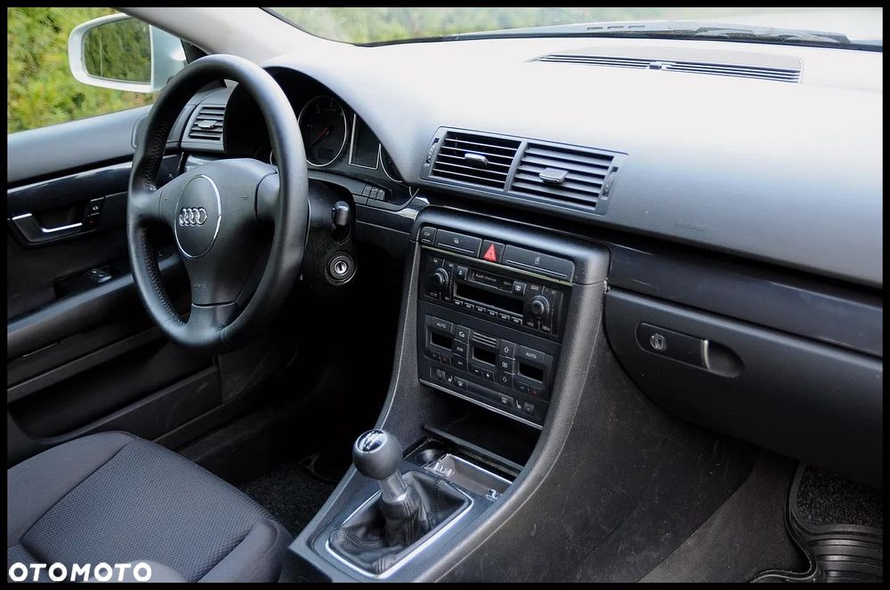 Audi A4 Limousine - 25