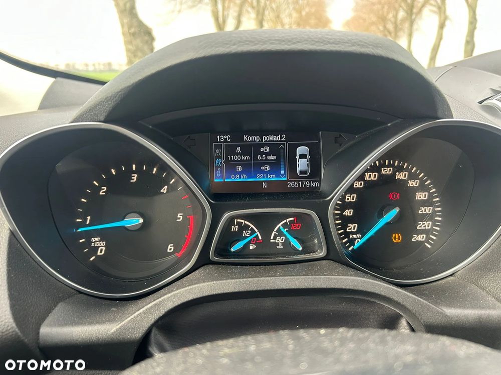 Ford Kuga 2.0 TDCi 2x4 SYNC - 9