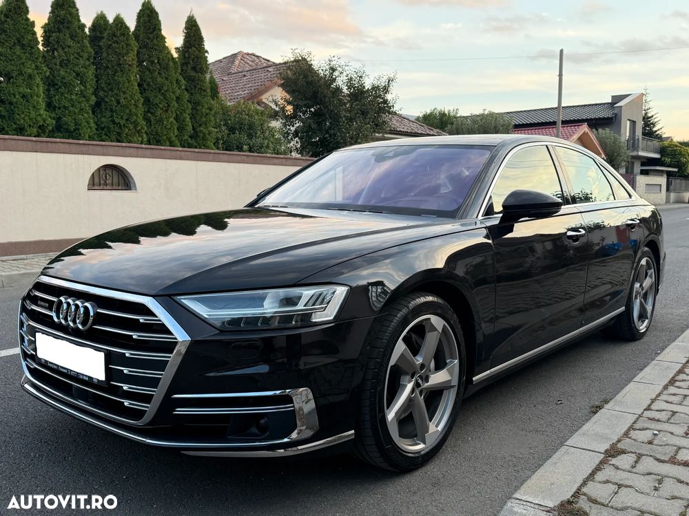 Audi A8 - 1