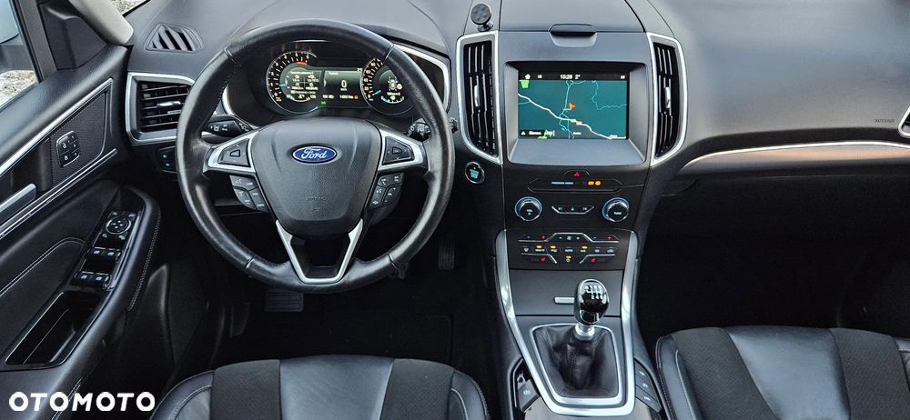 Ford S-Max 2.0 TDCi Titanium - 15