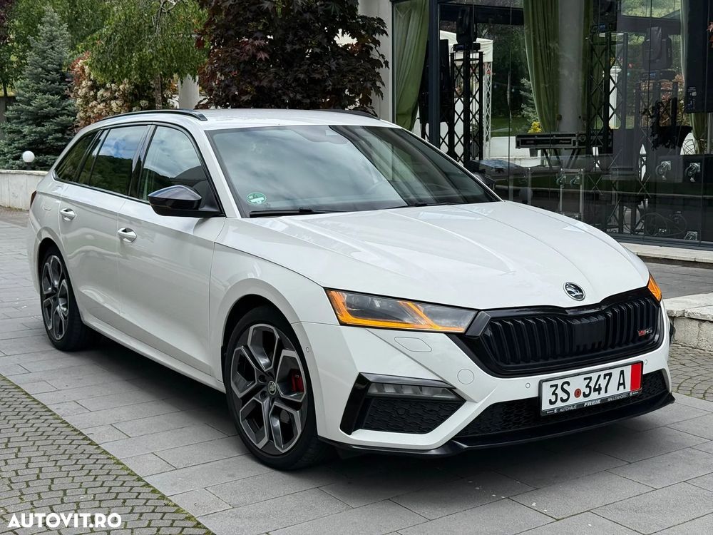 Skoda Octavia 2.0 TDI DSG RS Plus - 21
