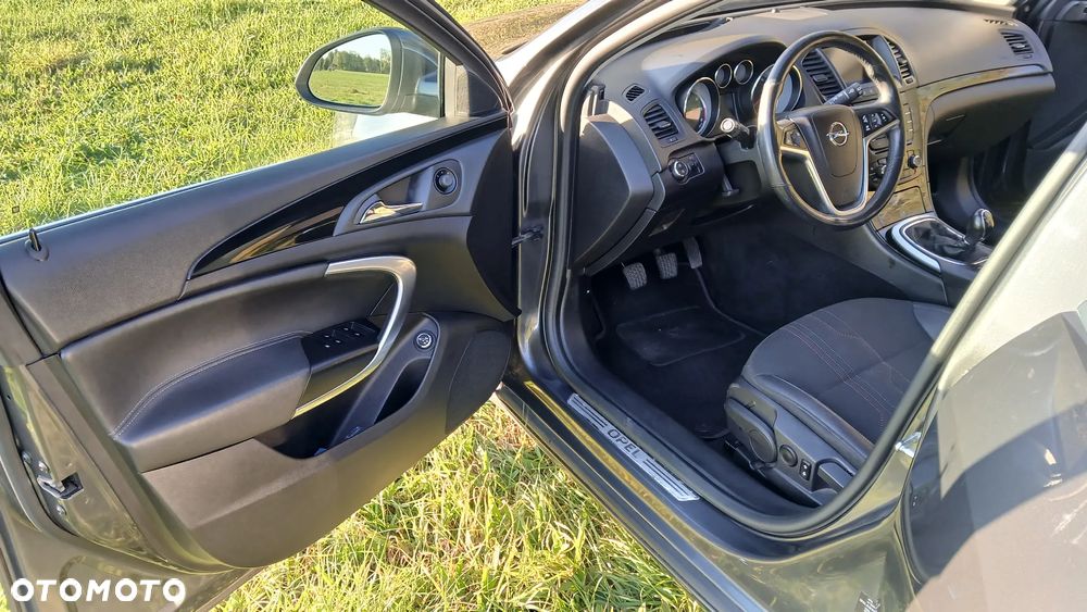 Opel Insignia - 12