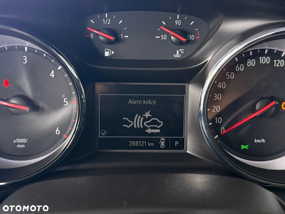 Opel Insignia - 34