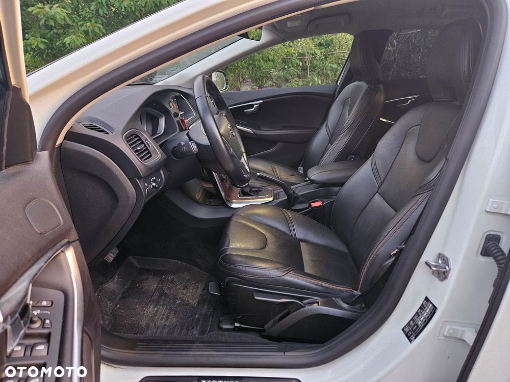 Volvo V40 Cross Country T4 Drive-E Kinetic - 19