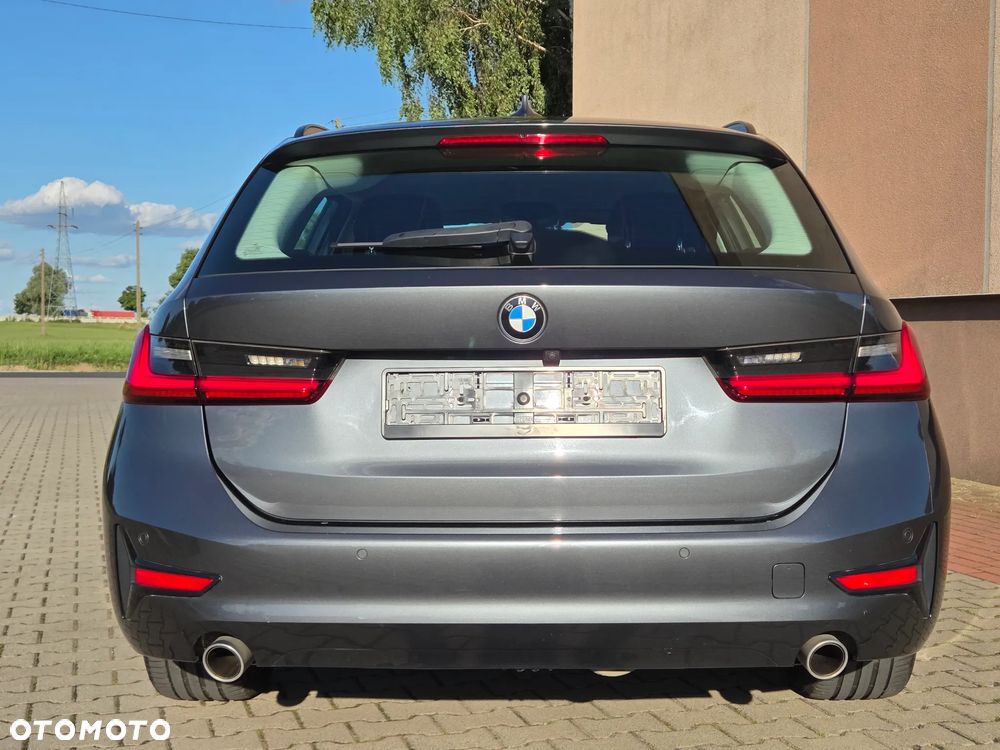 BMW Seria 3 318d Advantage - 4
