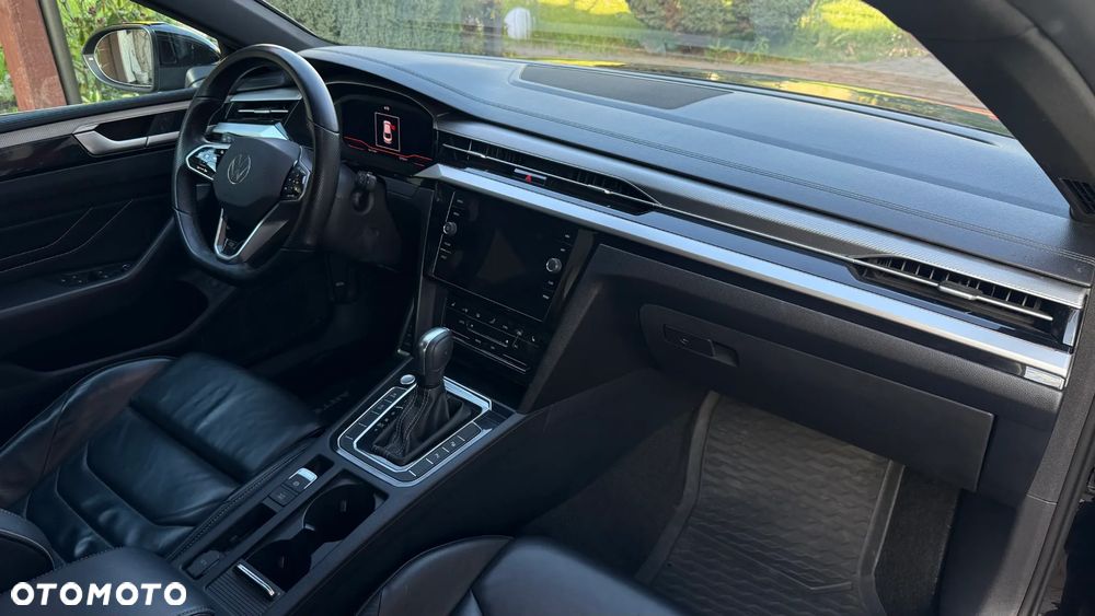 Volkswagen Arteon 2.0 TDI SCR DSG R-Line - 9