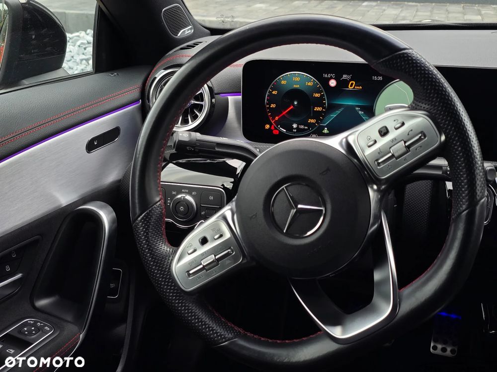Mercedes-Benz CLA - 32