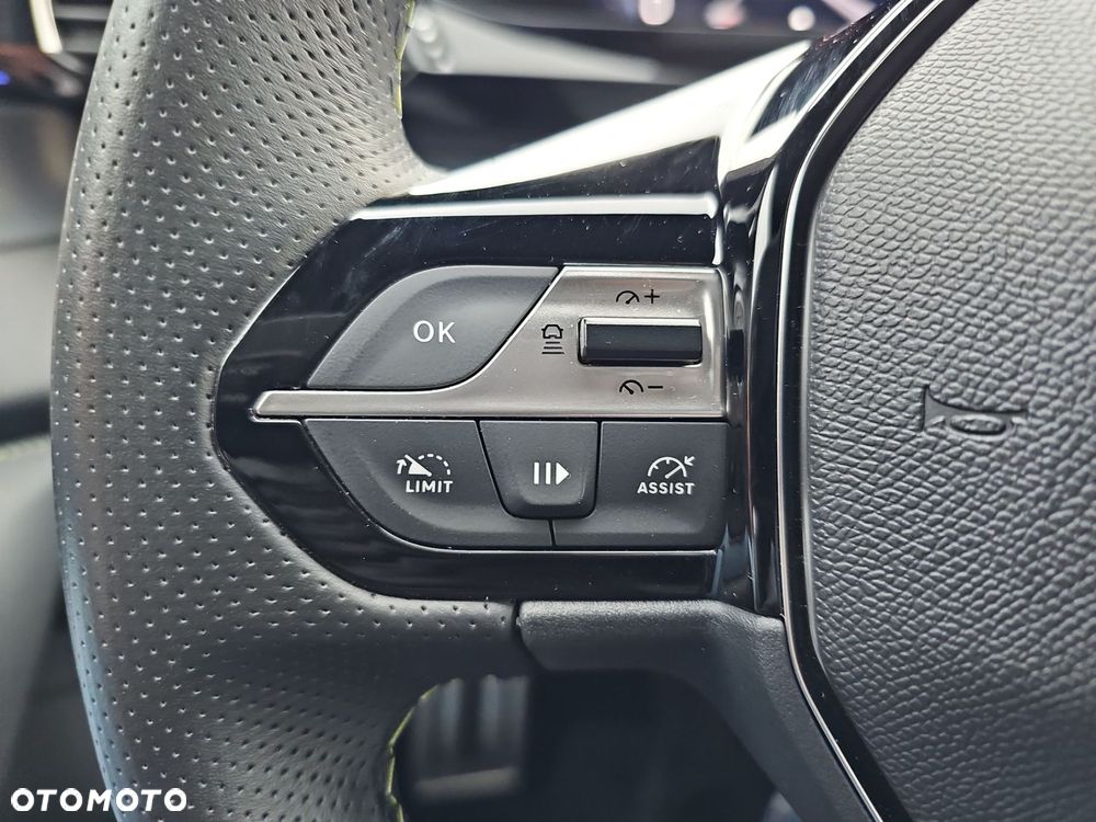 Peugeot 308 - 16