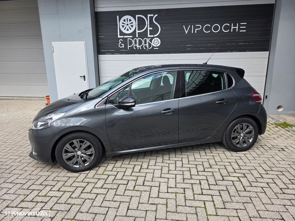 Peugeot 208 1.6 e-HDi Allure - 4