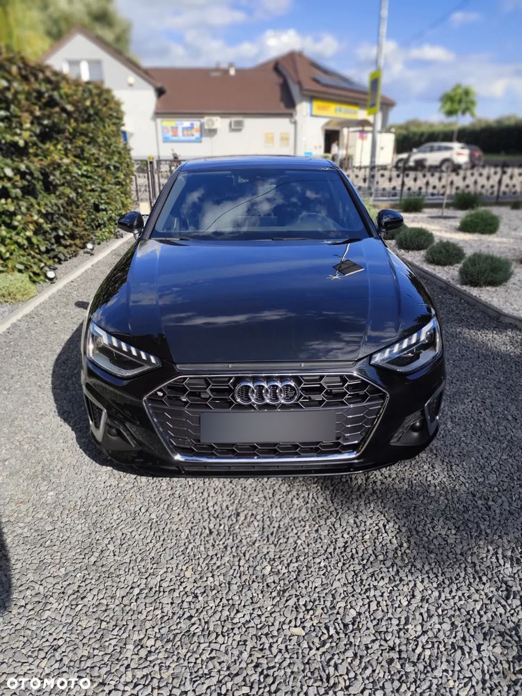 Audi A4 35 TFSI S tronic S line - 1