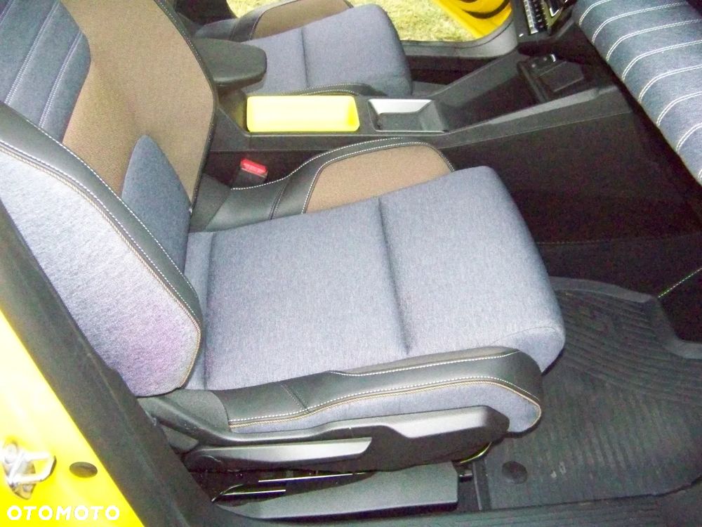 Renault 5 52kWh Comfort Range Techno - 23