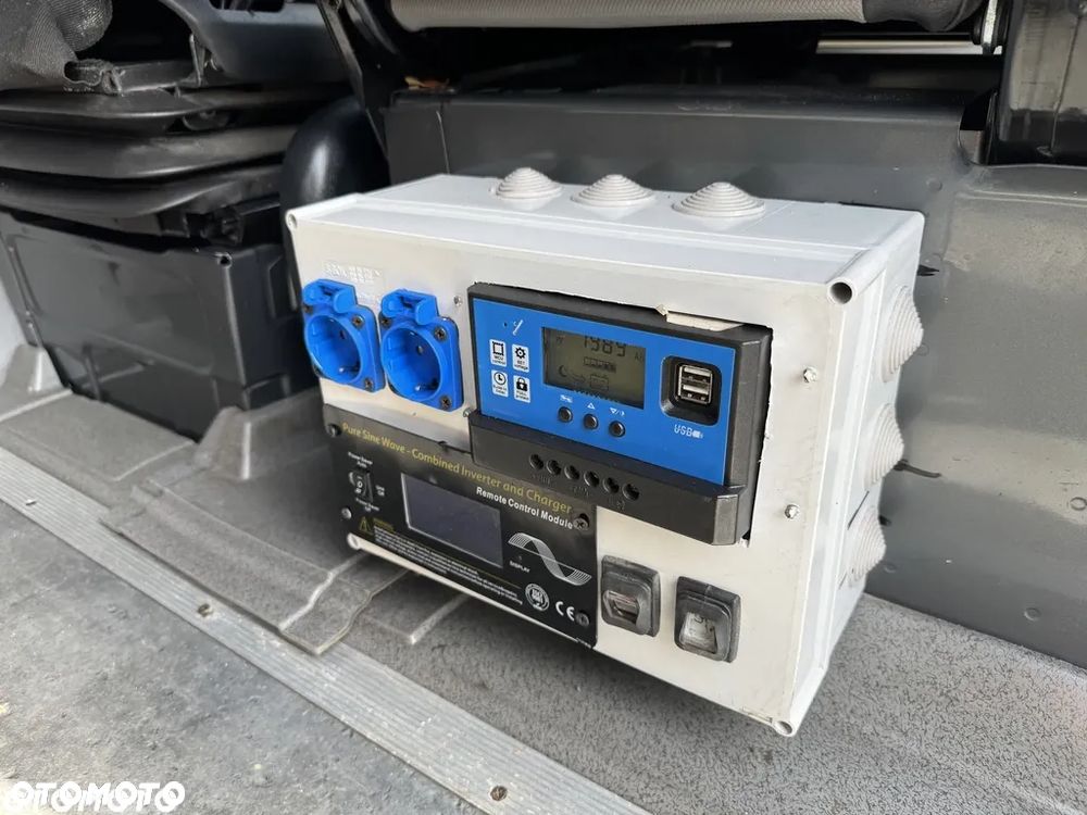 Volkswagen Crafter - 11