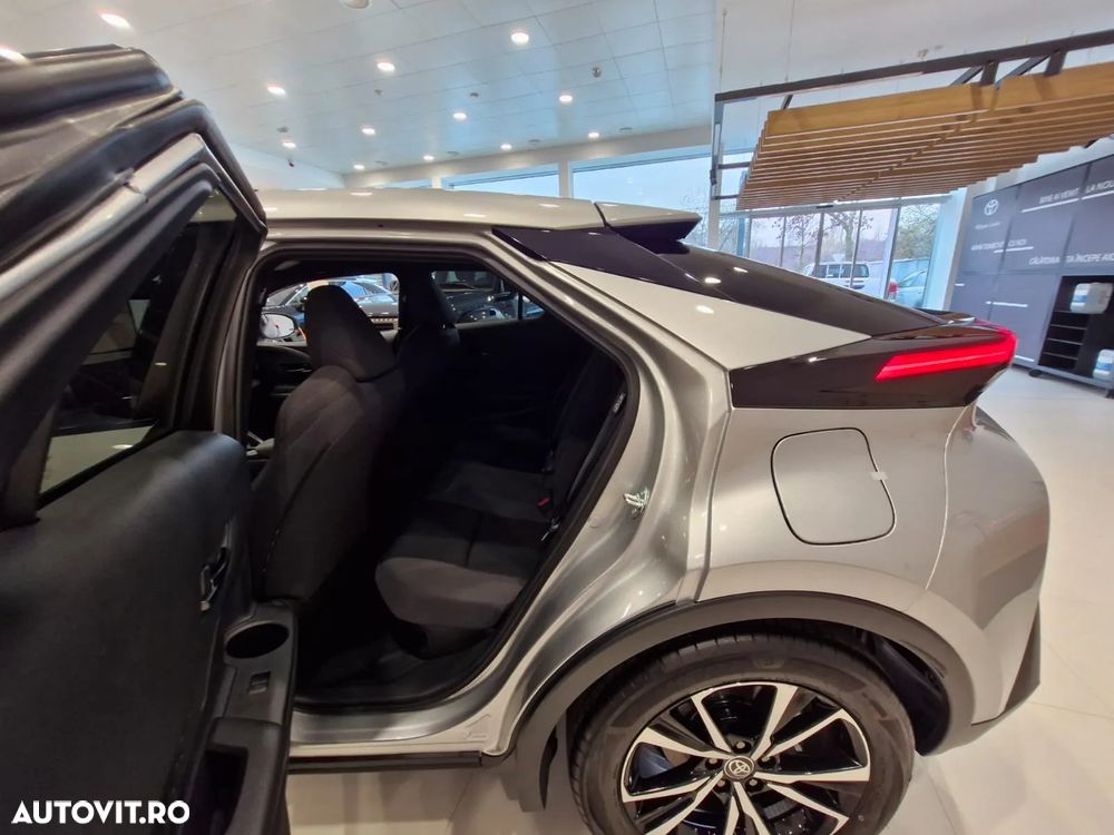 Toyota C-HR - 10
