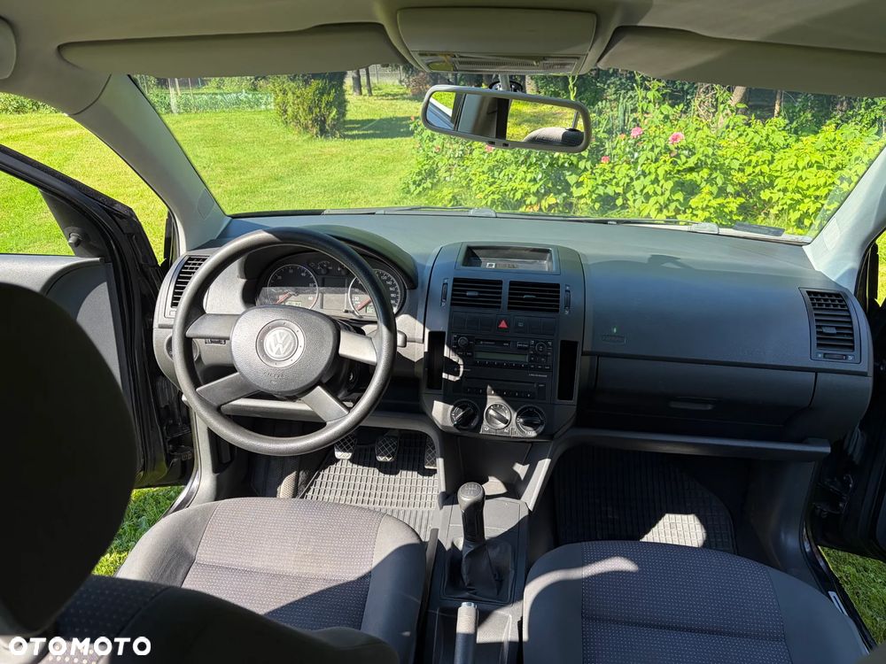 Volkswagen Polo - 14