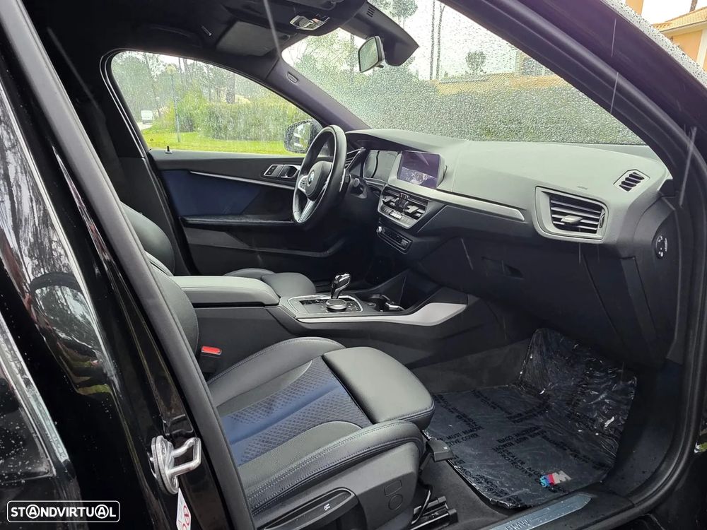 BMW 118 i Pack 50 anos M Auto - 18