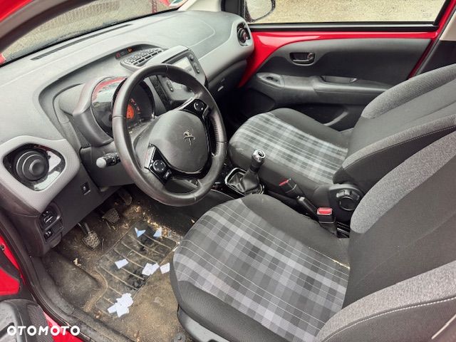 Peugeot 108 VTI 72 Top Allure - 8