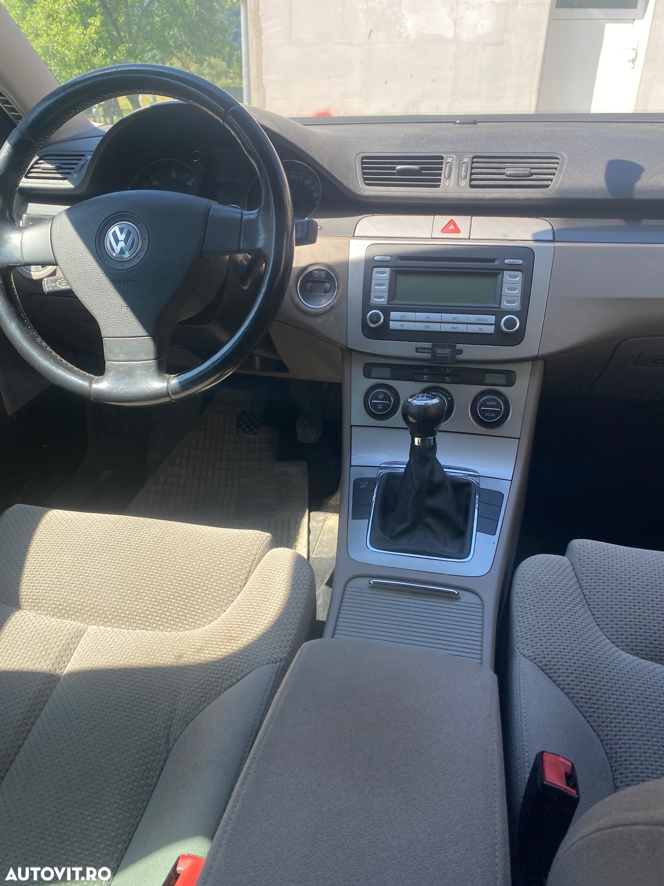 Volkswagen Passat Variant 1.9 TDI DPF Highline - 4