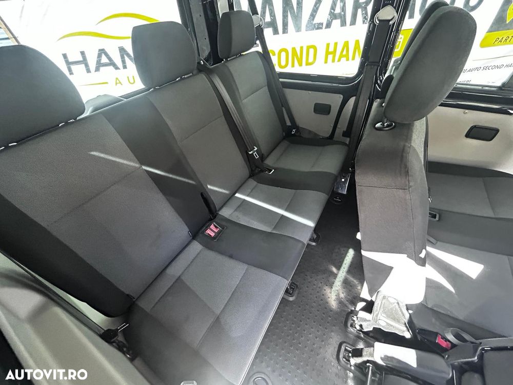 Volkswagen Transporter - 10