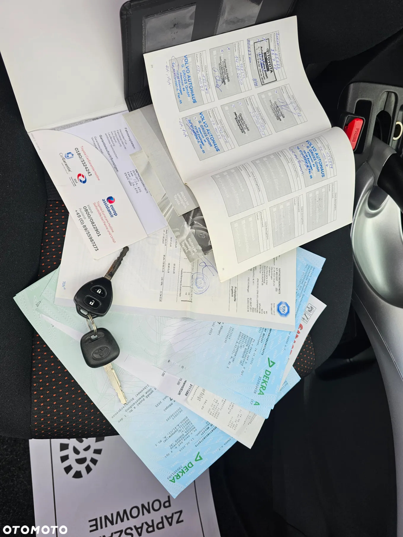 Toyota Auris 1.6 Premium - 12