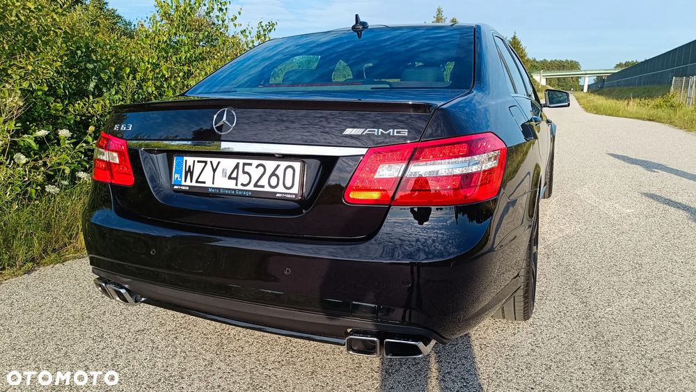 Mercedes-Benz Klasa E 63 AMG - 7