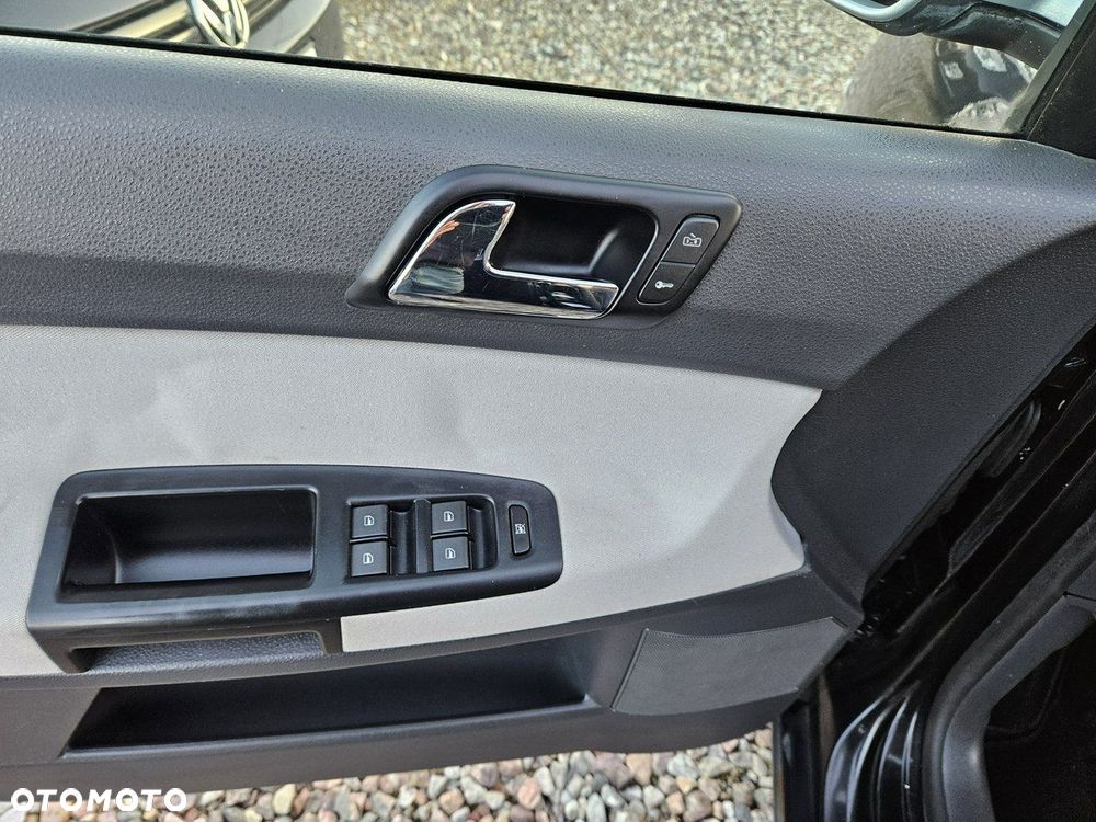 Volkswagen Polo Cross - 14