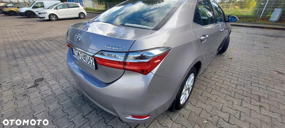 Toyota Corolla - 6
