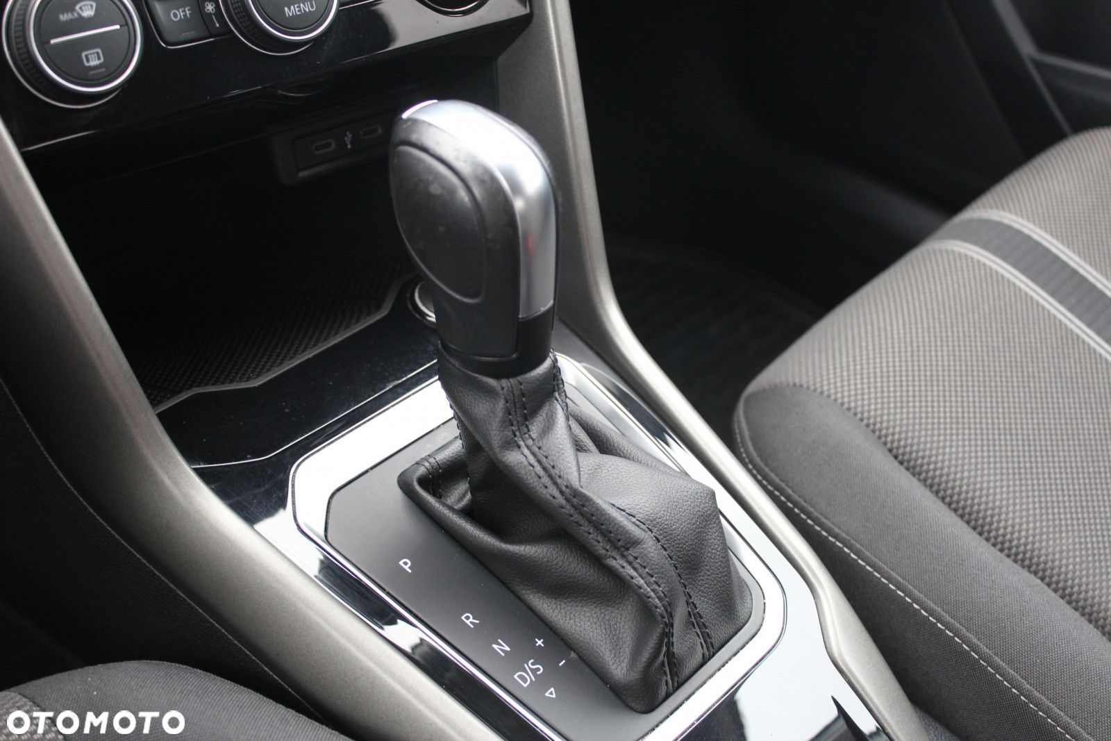 Volkswagen T-Roc 1.5 TSI GPF ACT Advance DSG - 24