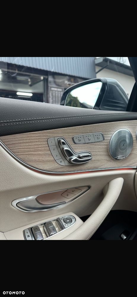 Mercedes-Benz Klasa E 400 4Matic 9G-TRONIC AMG Line - 8