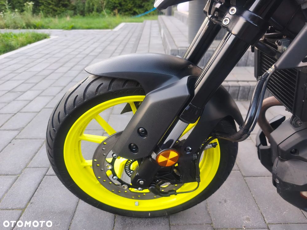 Yamaha MT - 21