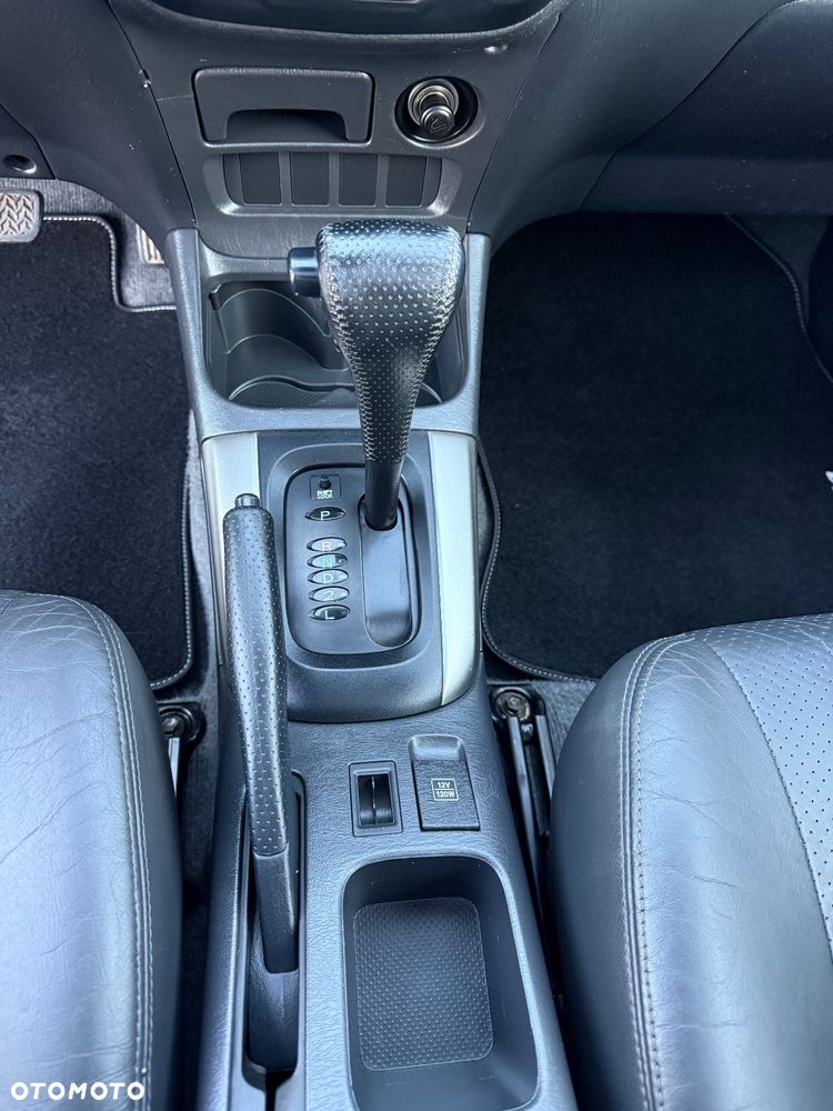 Toyota RAV4 2.0 VVT-i Prestige - 22