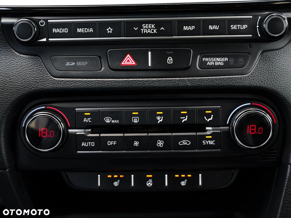 Kia Ceed 1.6 CRDi DCT Platinum Edition - 23